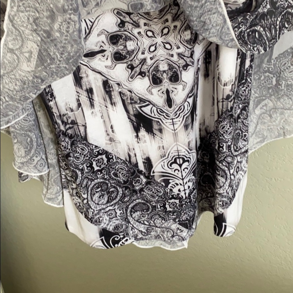 Flowy blouse - Picture 2 of 2